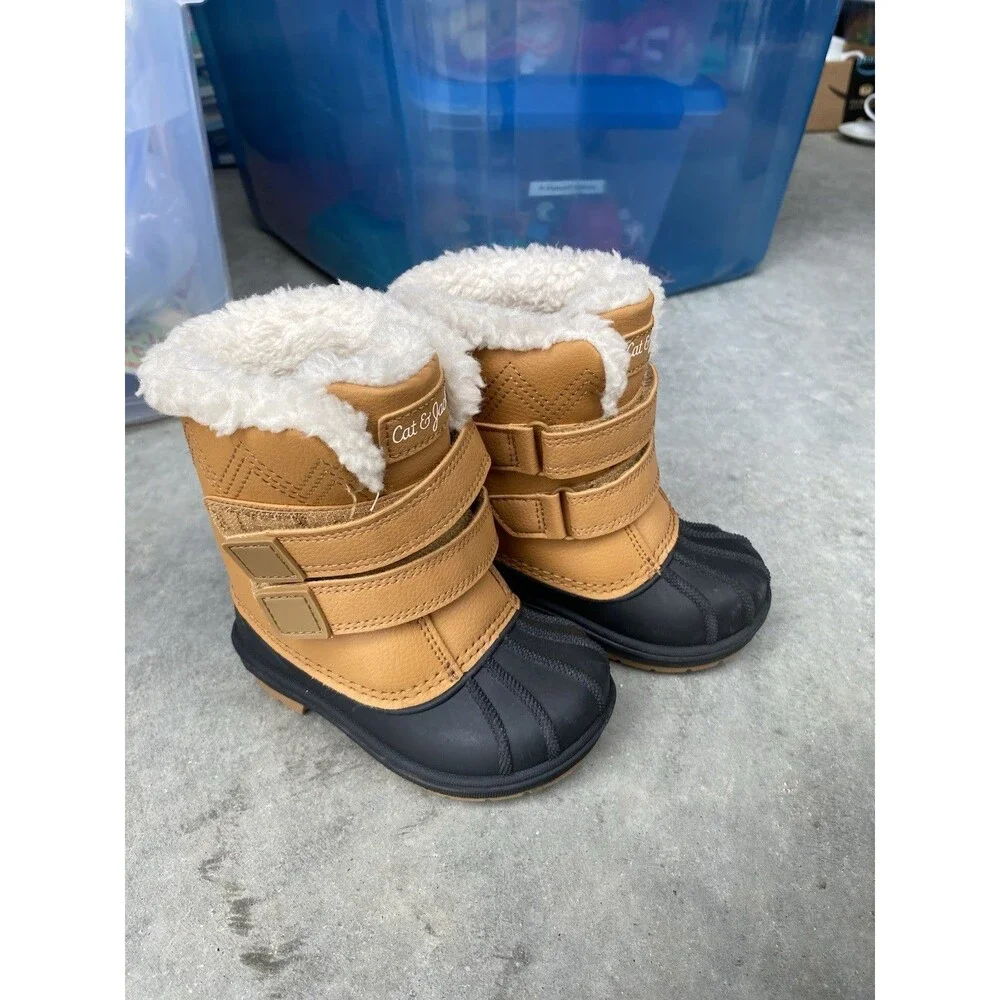 Cat & Jack Toddler Boys Size 6 Winter Snow Boots Tan Black